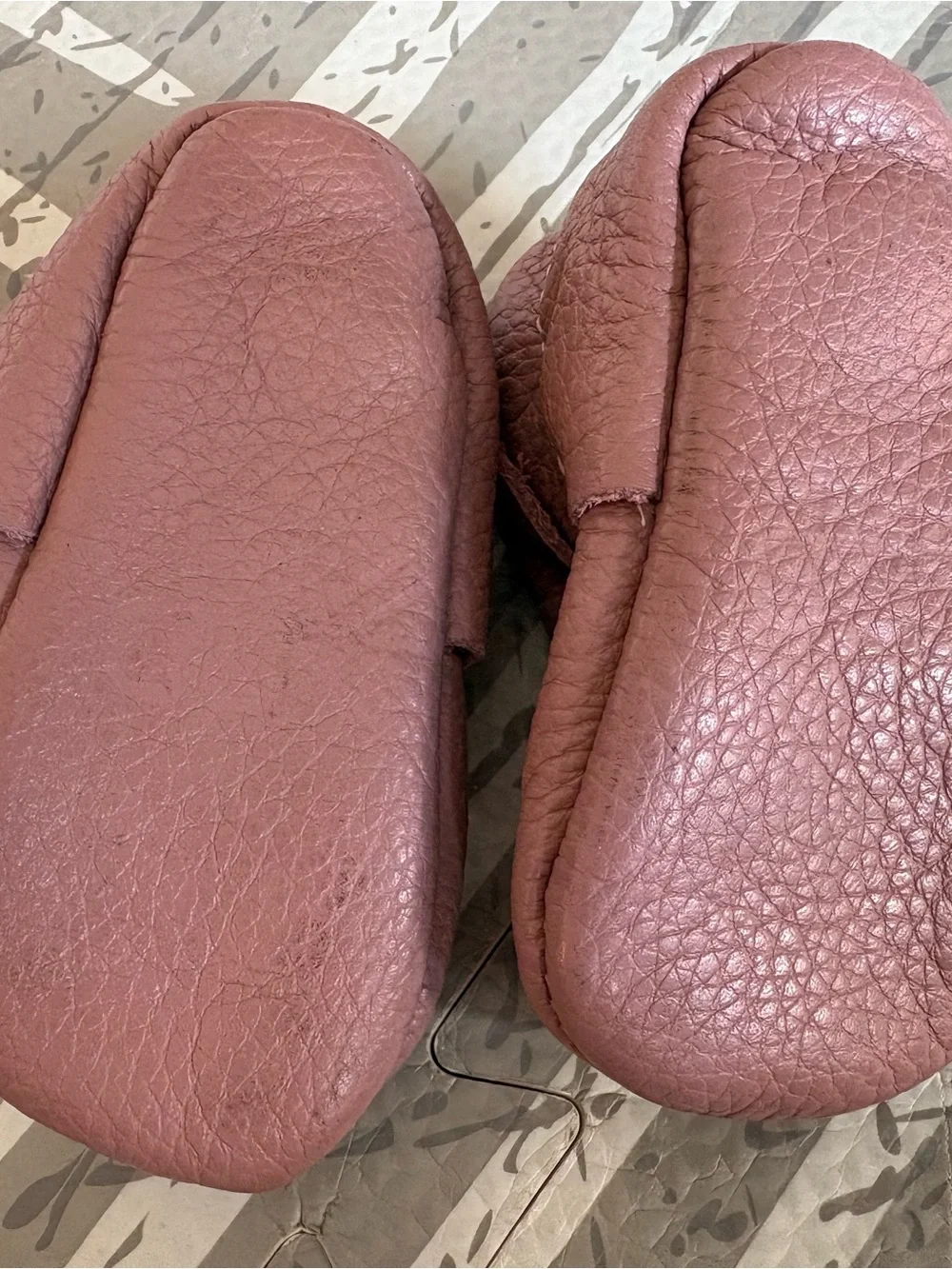 Freshly Picked Mauve Knot-Top Baby Moccasins
